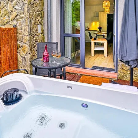 Διαμέρισμα Z Prywatnym Jacuzzi Przy Deptaku By Royal Aparts Mountain