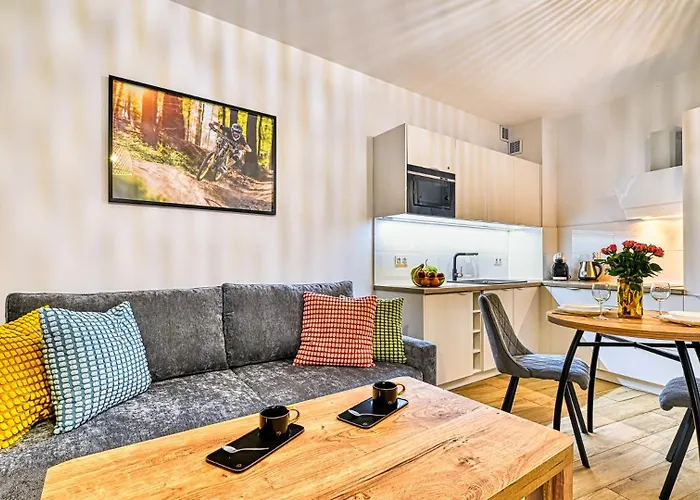 Z Prywatnym Jacuzzi Przy Deptaku By Royal Aparts Mountain Lejlighed Świeradów-Zdrój