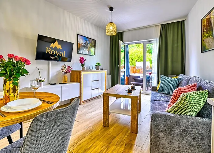 Lejlighed Z Prywatnym Jacuzzi Przy Deptaku By Royal Aparts Mountain